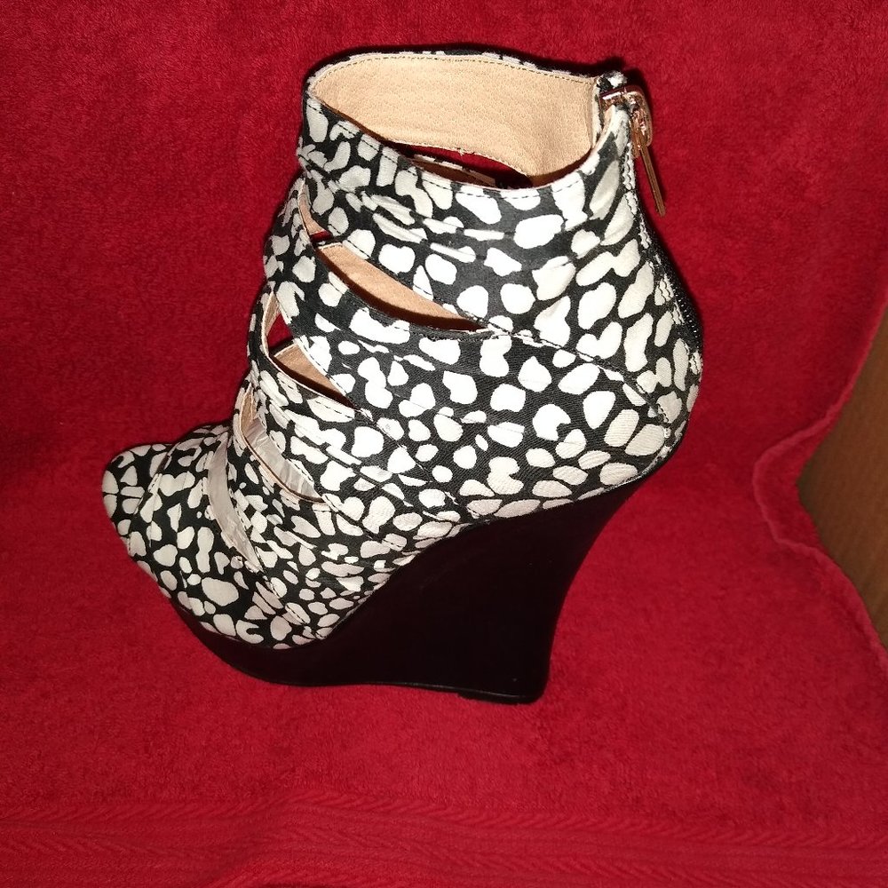 The "Madison" Wedge Heels in Size 6 (US)
